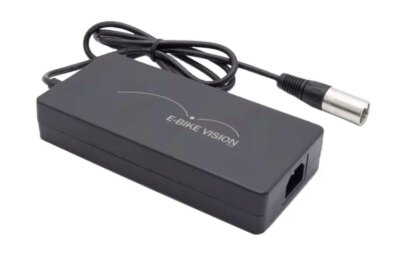 fiets acculader 29.4V 5A XLR 3-polig